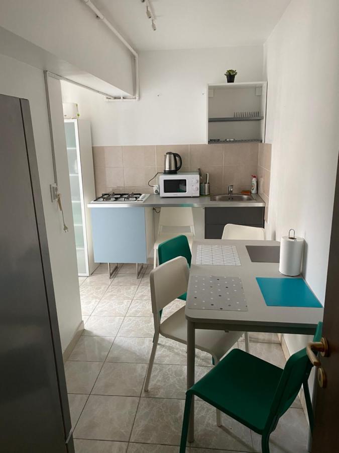 Green Apartment 96 Bucureşti Ngoại thất bức ảnh